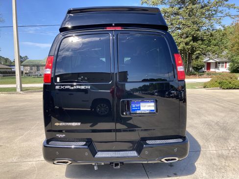 New 2026 Chevrolet Express 2500 Extended w/ Driver Convenience Package RWD image 7