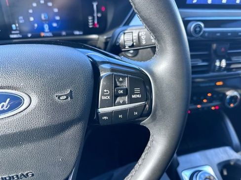 Used 2024 Ford Escape Active image 25