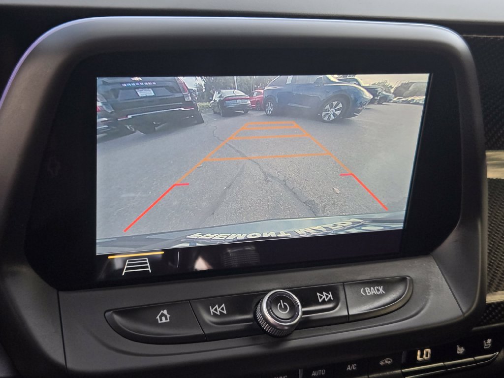 Used 2019 Chevrolet Camaro ZL1 RWD image 21