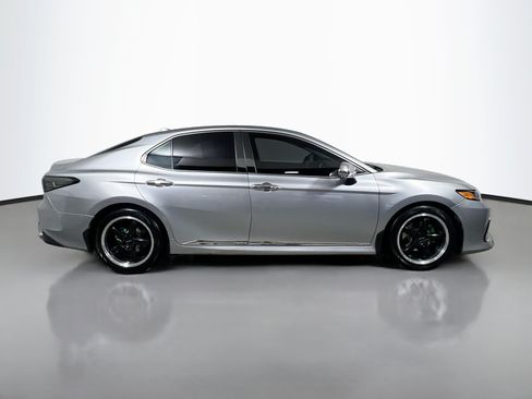 Used 2021 Toyota Camry LE w/ Convenience Package FWD image 3