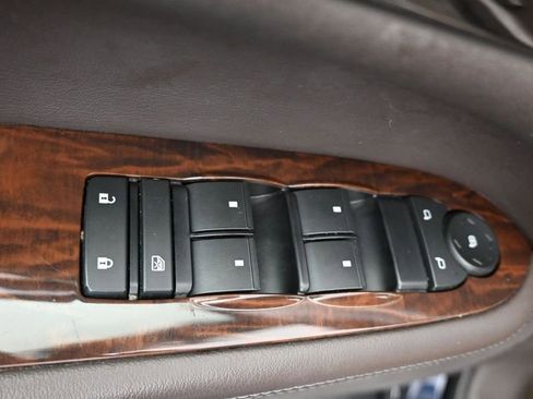 Used 2017 Buick Enclave Leather FWD image 26