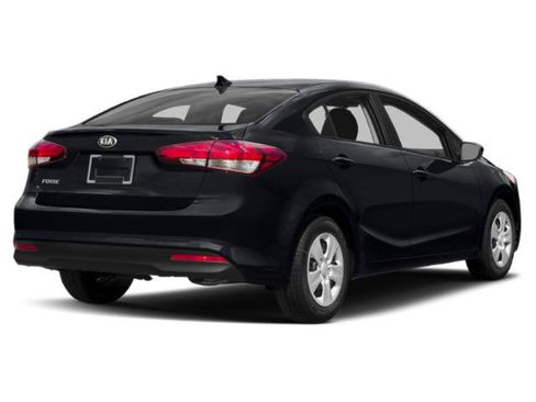Used 2018 Kia Forte LX FWD image 2