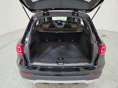 Certified 2022 Mercedes-Benz GLC 300 image 23