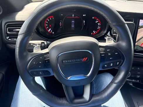Used 2023 Dodge Durango R/T RWD image 6