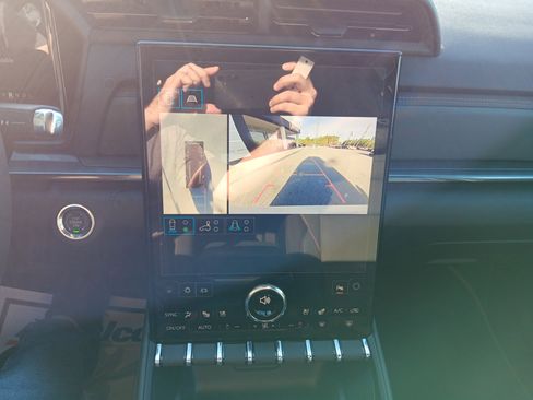 New 2026 GMC Terrain AT4 AWD/4WD image 11