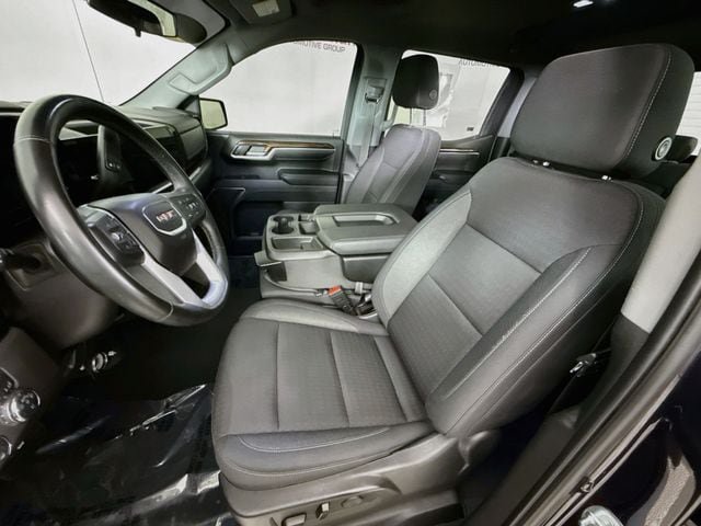 Used 2023 GMC Sierra 1500 Elevation w/ X31 Off-Road Package AWD/4WD image 21
