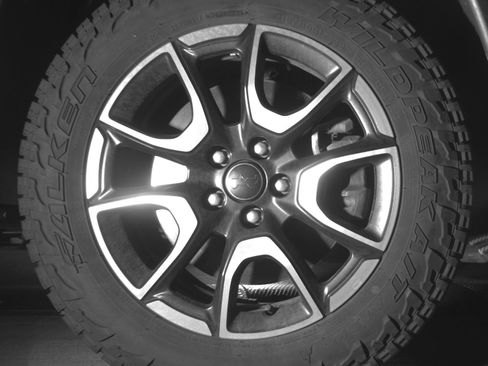 Used 2025 Jeep Compass Trailhawk AWD/4WD image 13
