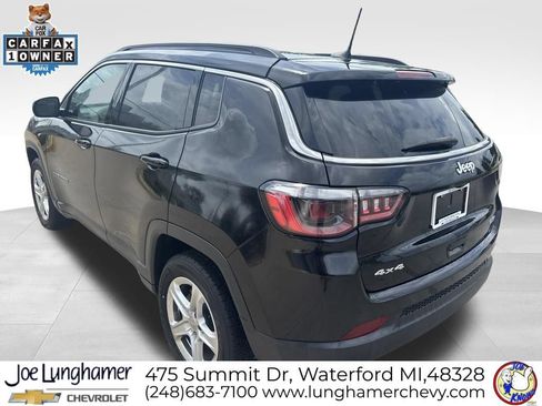 Used 2023 Jeep Compass Latitude w/ Convenience Group AWD/4WD image 6