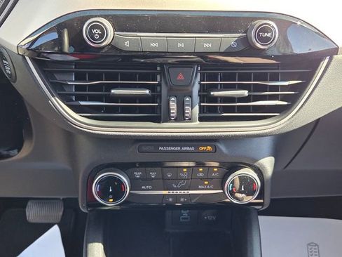Used 2022 Ford Escape SE w/ Convenience Package FWD image 19