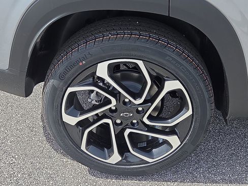 New 2026 Chevrolet Trax RS w/ Driver Confidence Package FWD image 7