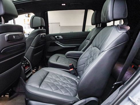 Certified 2025 BMW X7 xDrive40i w/ M Sport Package image 20