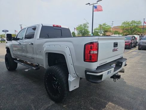 Used 2018 GMC Sierra 3500 Denali AWD/4WD image 11