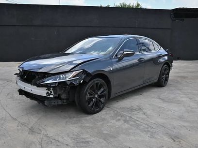 Used 2022 Lexus ES 350 F Sport w/ Accessory Package 2
