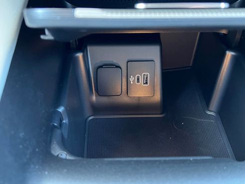 New 2026 Ford Explorer Active w/ Active Comfort Package image 28