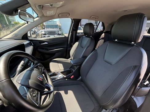 Used 2025 Buick Encore GX Preferred FWD image 37