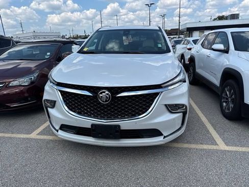 Used 2024 Buick Enclave Avenir w/ Avenir Technology Package AWD/4WD image 2