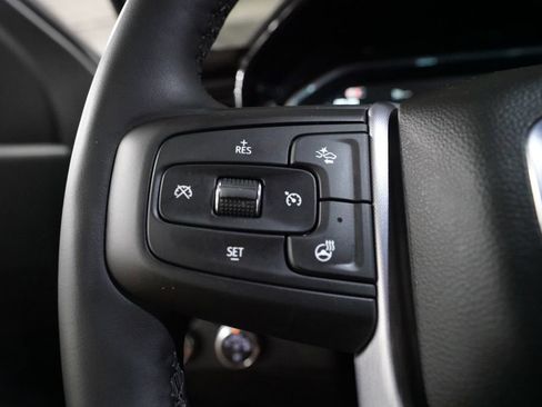 Used 2025 GMC Sierra 1500 Elevation AWD/4WD image 17