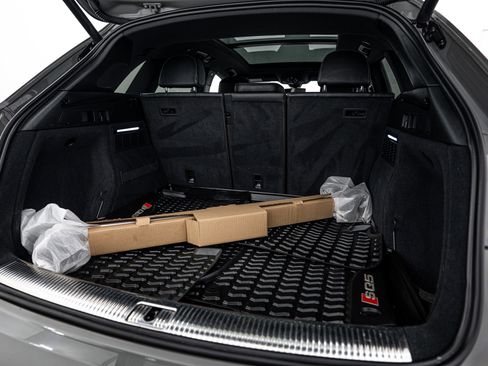 Used 2021 Audi SQ5 Prestige AWD/4WD image 23