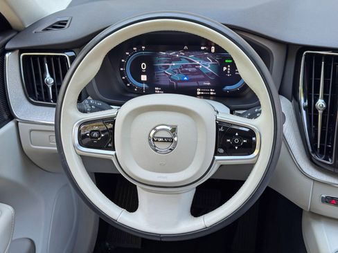 Used 2023 Volvo XC60 T8 Plus w/ Climate Package image 21