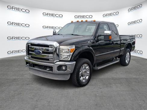 Used 2014 Ford F250 Lariat w/ Chrome Package image 3