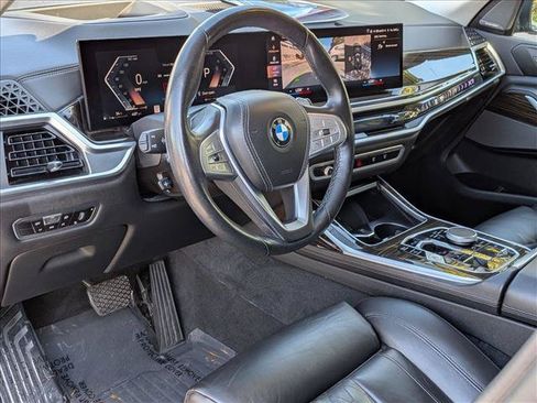 Used 2023 BMW X7 xDrive40i AWD/4WD image 10