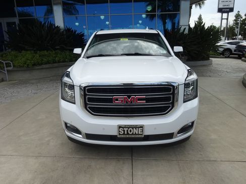 Certified 2019 GMC Yukon XL SLT w/ Open Road Package RWD image 2
