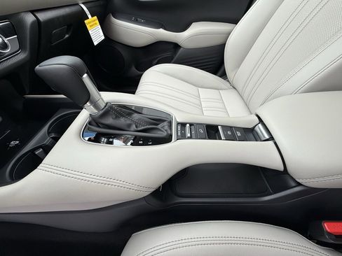 New 2026 Honda HR-V EX-L image 25