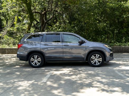 Used 2017 Honda Pilot EX-L image 10