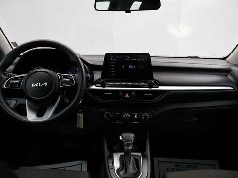 Used 2023 Kia Forte LXS FWD image 18