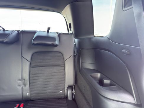 Certified 2025 Nissan Pathfinder Rock Creek image 35