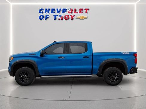 Used 2024 Chevrolet Silverado 1500 LT Trail Boss w/ Convenience Package II AWD/4WD image 5