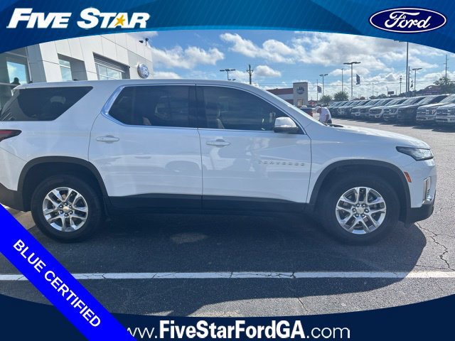 Used 2023 Chevrolet Traverse LS w/ Safety Package FWD image 2