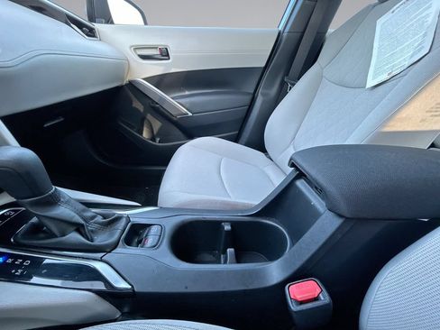 Used 2024 Toyota Corolla Cross L FWD image 25