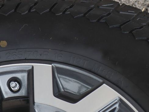 Used 2019 Toyota Tacoma TRD Off-Road w/ Technology Package AWD/4WD image 42