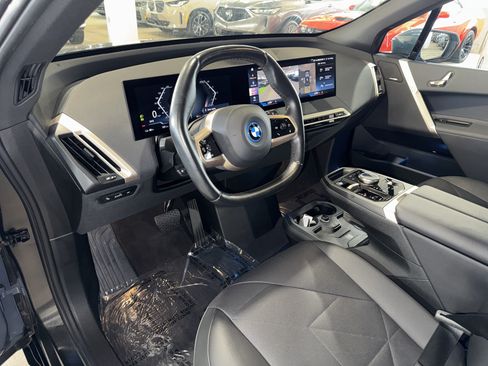 Used 2024 BMW iX xDrive50 w/ Sport Package AWD/4WD image 20