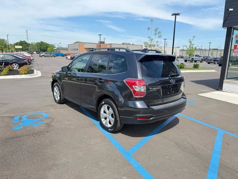 Used 2016 Subaru Forester 2.5i Limited AWD/4WD image 7
