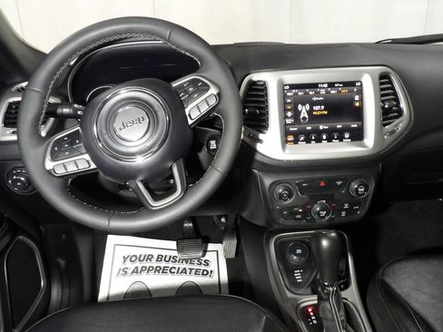 Used 2021 Jeep Compass Latitude AWD/4WD image 10