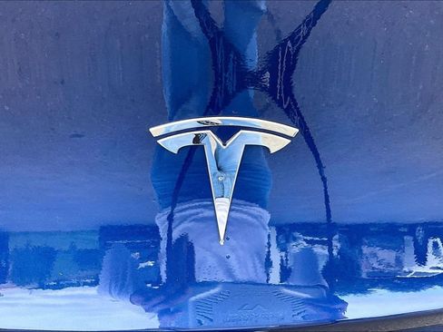 Used 2023 Tesla Model Y Long Range AWD/4WD image 25