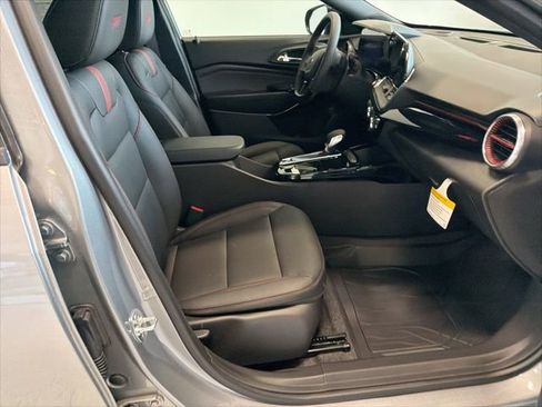New 2026 Chevrolet Trax RS w/ Driver Confidence Package FWD image 21