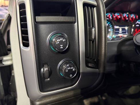 Used 2017 GMC Sierra 1500 SLE w/ SLE Fleet Convenience Package AWD/4WD image 25