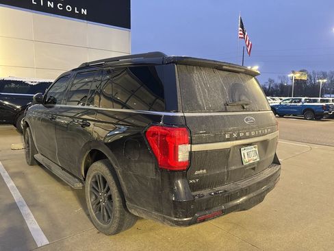 Used 2024 Ford Expedition XLT image 17
