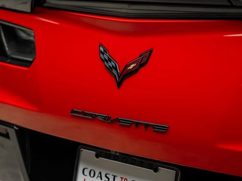 Used 2019 Chevrolet Corvette Z06 RWD image 16