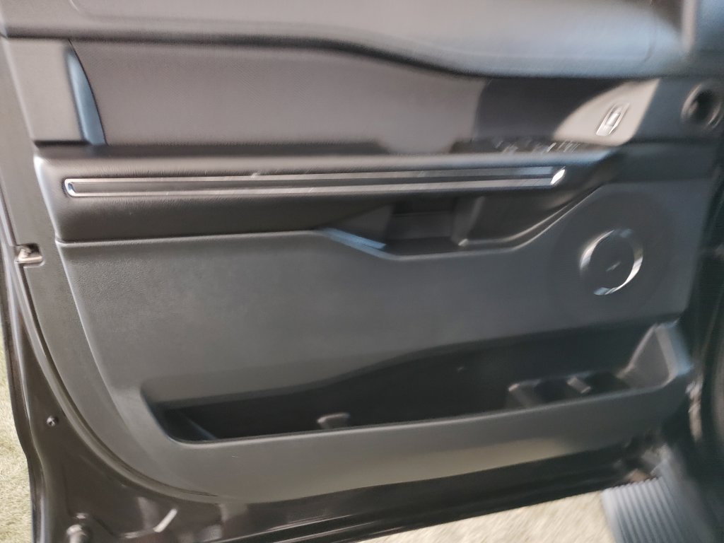 Used 2020 Ford Expedition XL AWD/4WD image 21