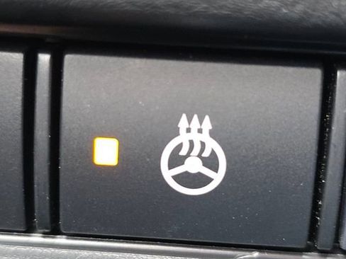 New 2026 Nissan Sentra SV image 5