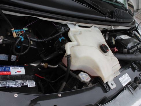 Used 1998 GMC Savana 2500 image 11