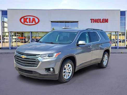 Used 2019 Chevrolet Traverse LT w/ LPO, Floor Liner Package AWD/4WD image 2