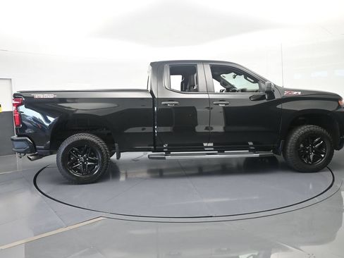 Used 2020 Chevrolet Silverado 1500 Custom Trail Boss w/ Custom Convenience Package AWD/4WD image 7
