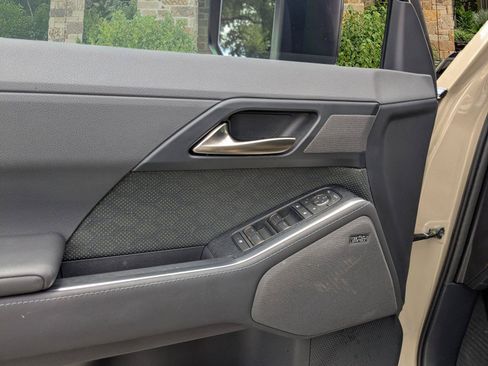 Used 2025 Lexus GX 550 w/ Accessory Package (CT) AWD/4WD image 7