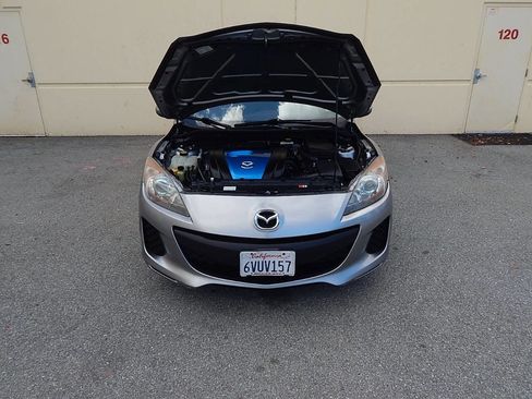 Used 2013 MAZDA MAZDA3 i Sport image 26