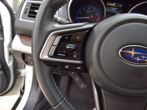Used 2018 Subaru Outback 2.5i Limited AWD/4WD image 64